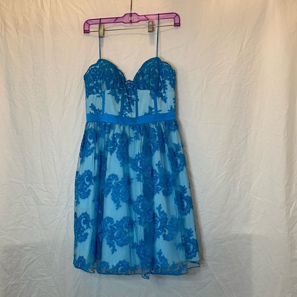 Aidan Mattox Dresses & Skirts - NWT Aidan Mattox Blue Mini Lace Dress